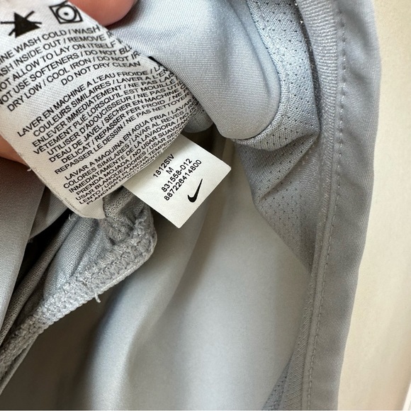 Nike Tempo Short - Picture 8 of 9